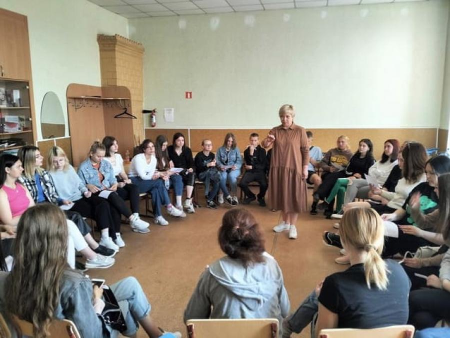 Тренінг «Комунікація волонтерів в соціальних мережах: самопрезентація» Тренінг «Комунікація волонтерів в соціальних мережах: самопрезентація»