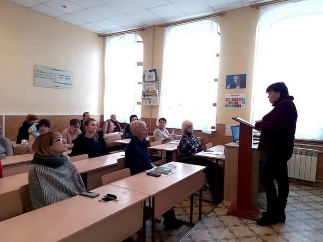 "Педагогічний бестселер" "Педагогічний бестселер"