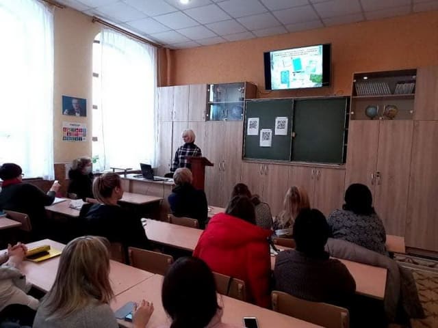 "Змішане навчання, як спосіб формування предметних компетентностей на уроках фізики і астрономії" "Змішане навчання, як спосіб формування предметних компетентностей на уроках фізики і астрономії"