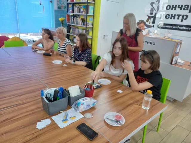 "Патріотичні брошки" "Патріотичні брошки"