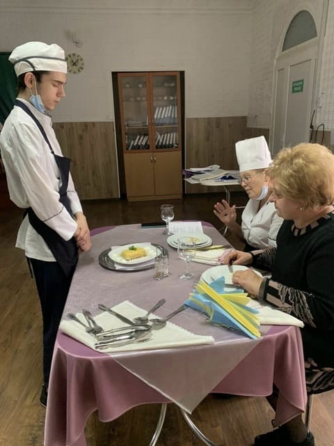 Перша тематична атестація з професії «Кухар» Перша тематична атестація з професії «Кухар»