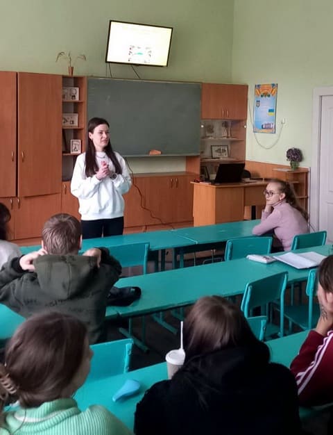 "Україно, твоя сила в єдності" "Україно, твоя сила в єдності"