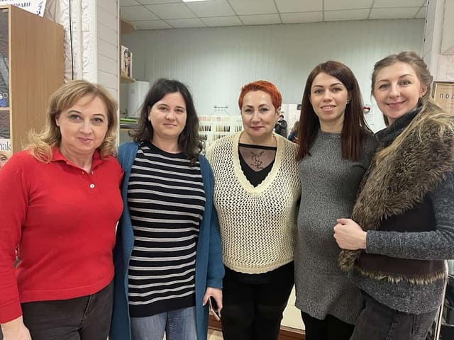 «Виробничі інновації в перукарській та манікюрній справі»