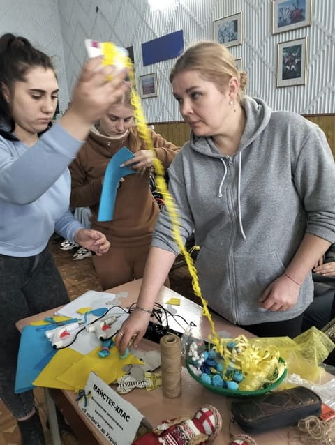 Перший благодійний мистецький марафон "На хвилі допомоги"