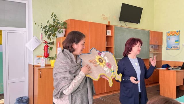 "Різнобарв'я минулого"