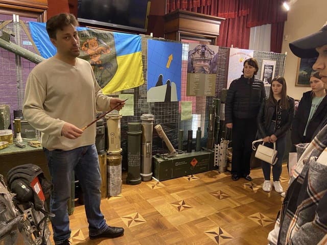 «Відлуння війни, що триває» «Відлуння війни, що триває»