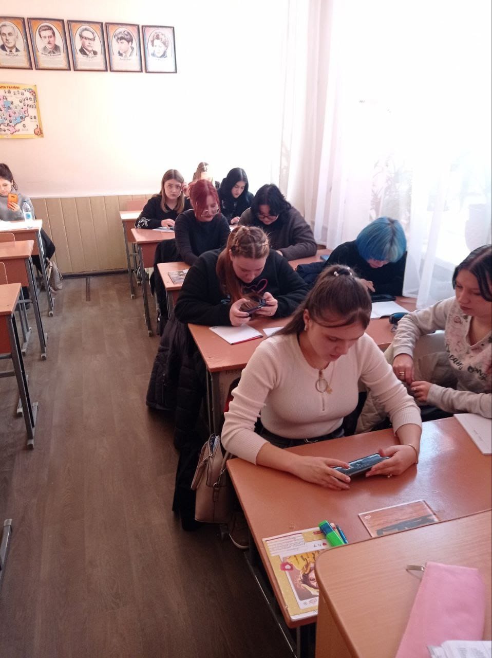 21 листопада в Україні відзначають День Гідності та Свободи 21 листопада в Україні відзначають День Гідності та Свободи