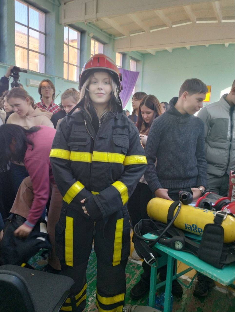 День безпеки в Кропивницькому професійному ліцеї сфери послуг і торгівлі День безпеки в Кропивницькому професійному ліцеї сфери послуг і торгівлі