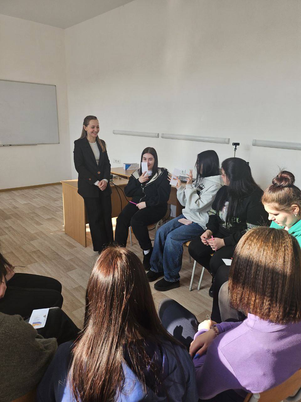 День безпечного Інтернету: урок платіжної безпеки для учнів групи КПК-21 День безпечного Інтернету: урок платіжної безпеки для учнів групи КПК-21