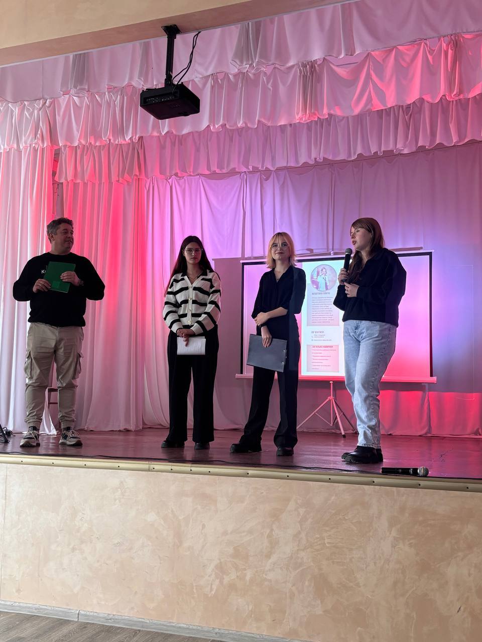 Відбулись дебати Відбулись дебати